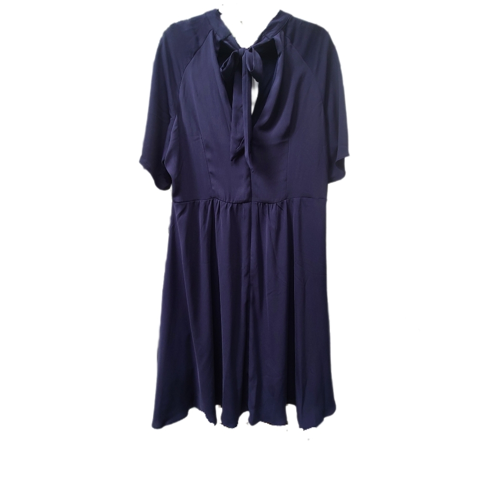 CITY CHIC + Nordstrom Navy Blue Cut Out V-neck Split Sleeve Tie Back 16 - Picture 5 of 12